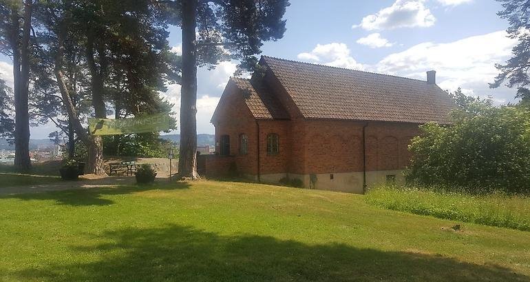 Fågelmuseet från långsidan.